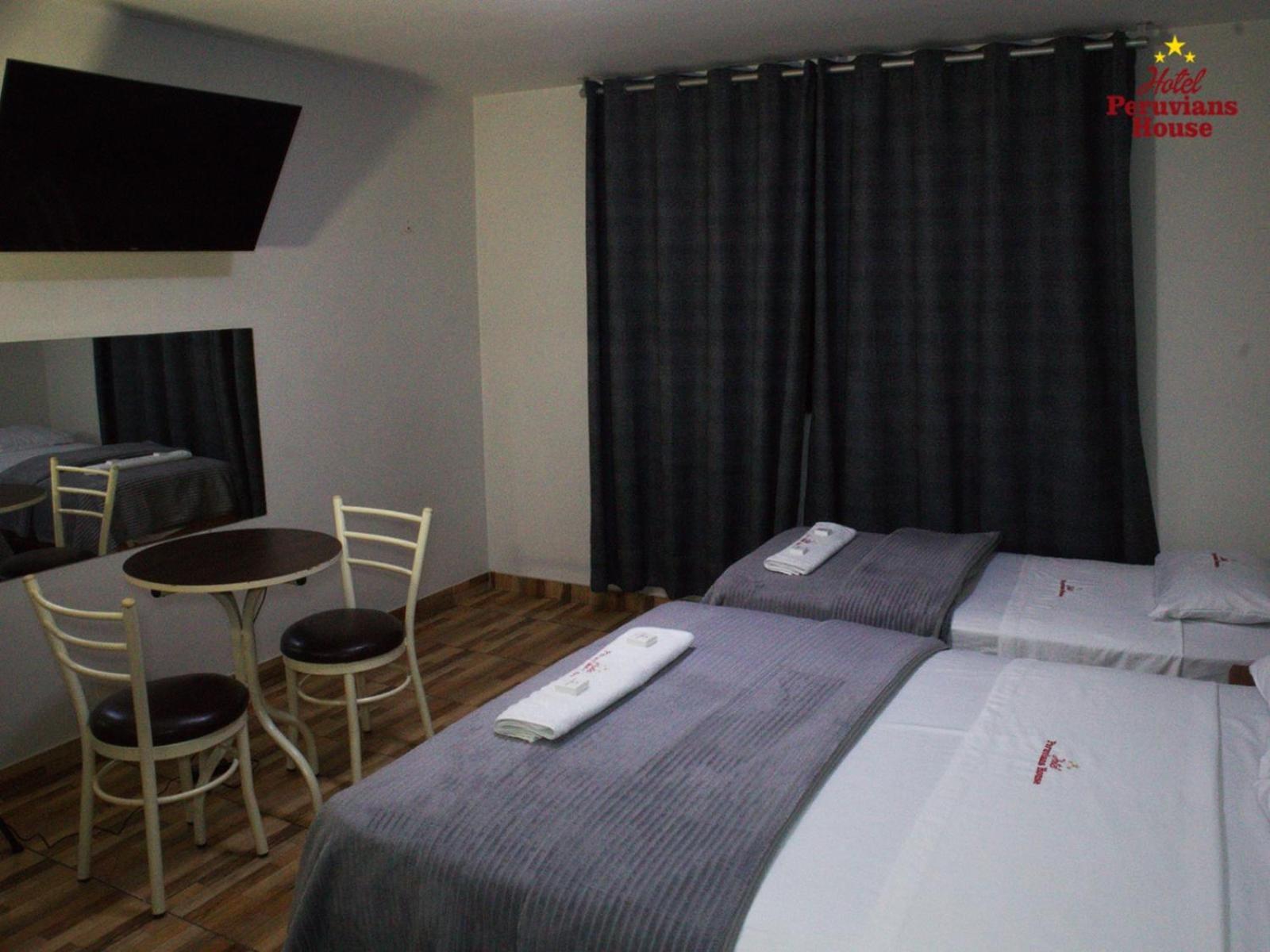 Hotel Peruvians House Callao Esterno foto